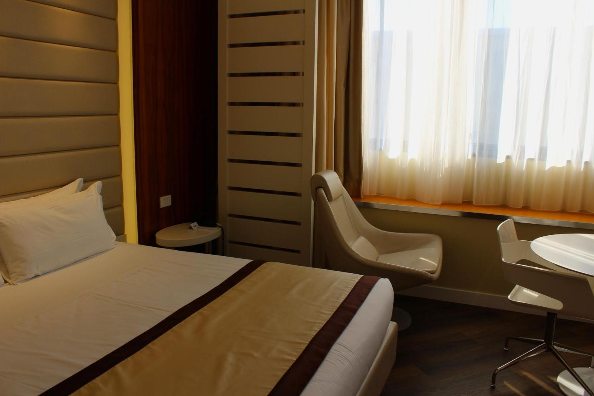 Best Western Mirage Hotel Fiera Paderno Dugnano Exterior foto